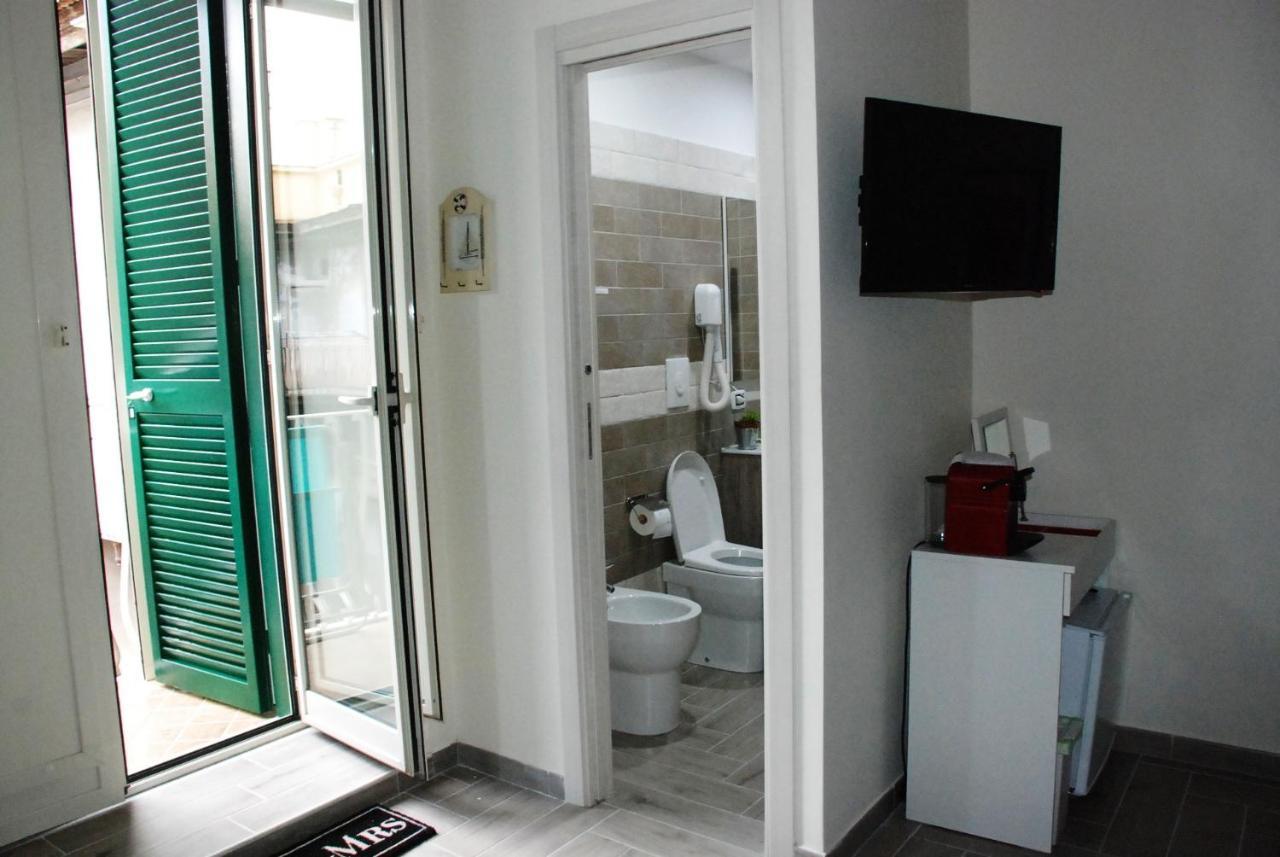 Metro Duomo B&B Napoli Bagian luar foto