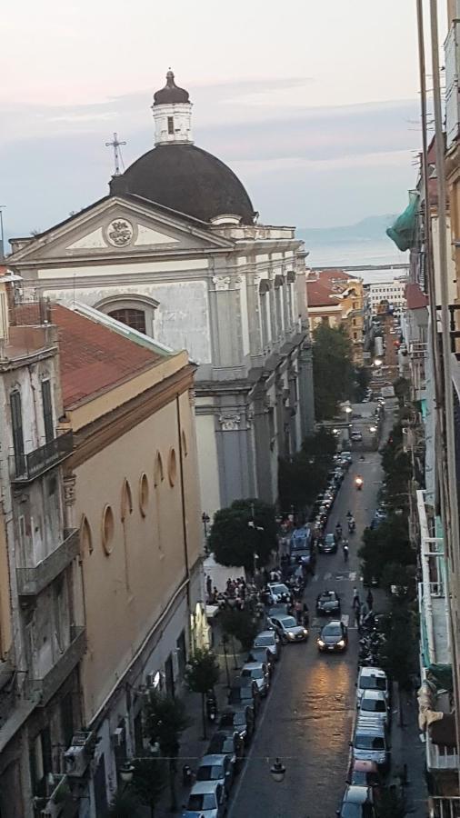 Metro Duomo B&B Napoli Bagian luar foto