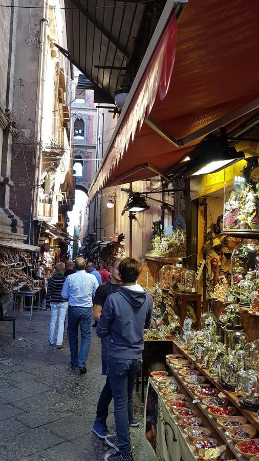 Metro Duomo B&B Napoli Bagian luar foto
