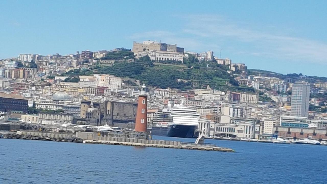 Metro Duomo B&B Napoli Bagian luar foto