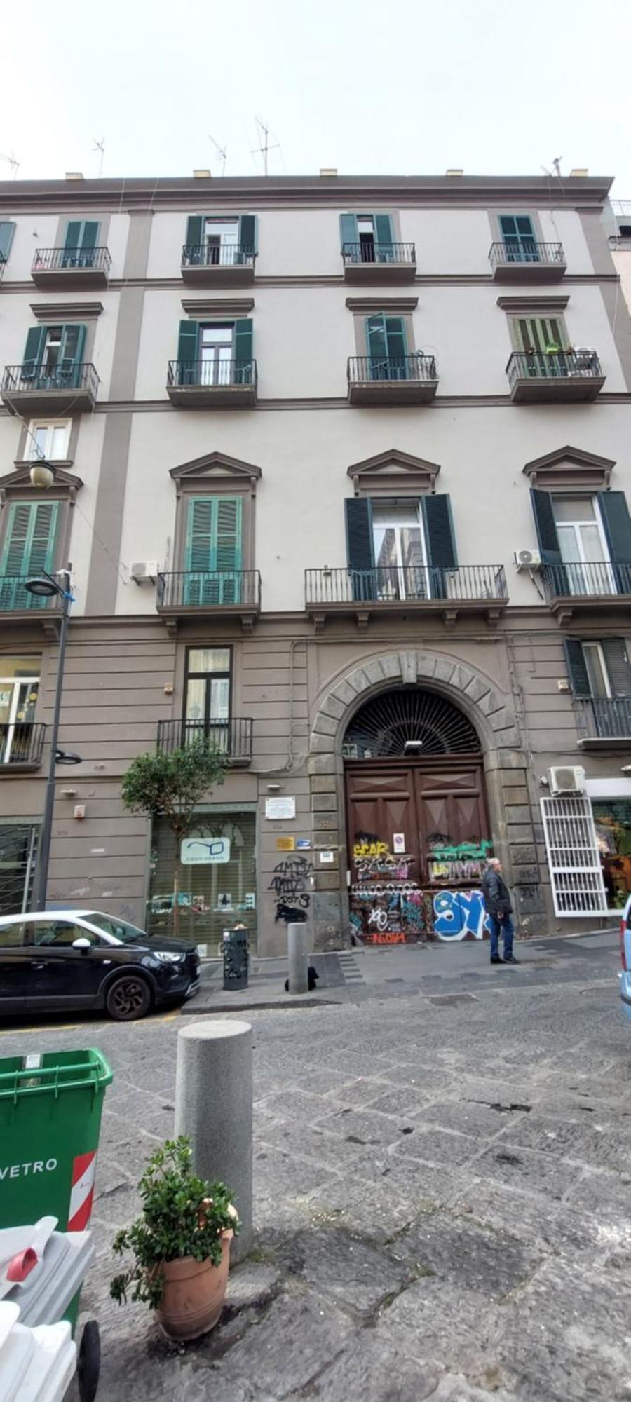 Metro Duomo B&B Napoli Bagian luar foto